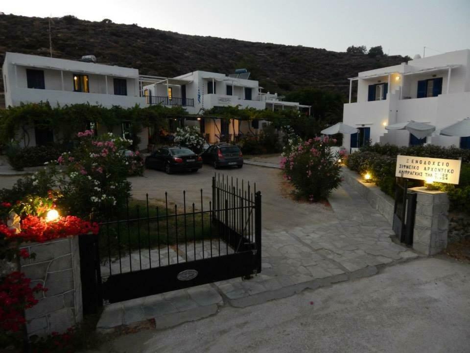 Sifneiko Arxontiko Hotel Faros  Bagian luar foto